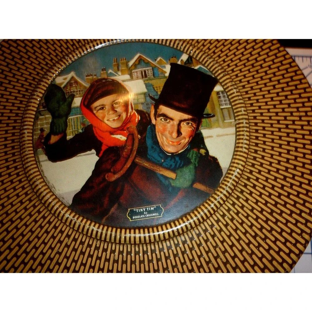 Vintage Tiny Tim Douglass Crockwell Christmas Tin Round 8‎ Inch Holiday Decor